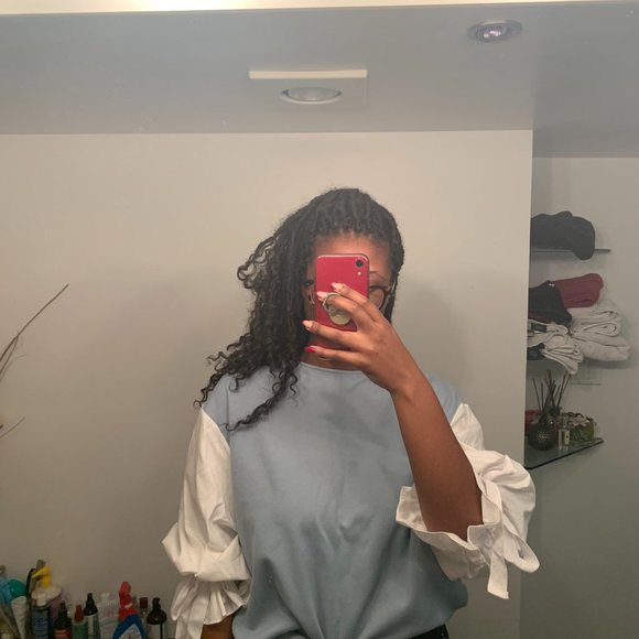 OS Sweater Blouse; Baby Blue & White; Over-sized look - Picture 3 of 5